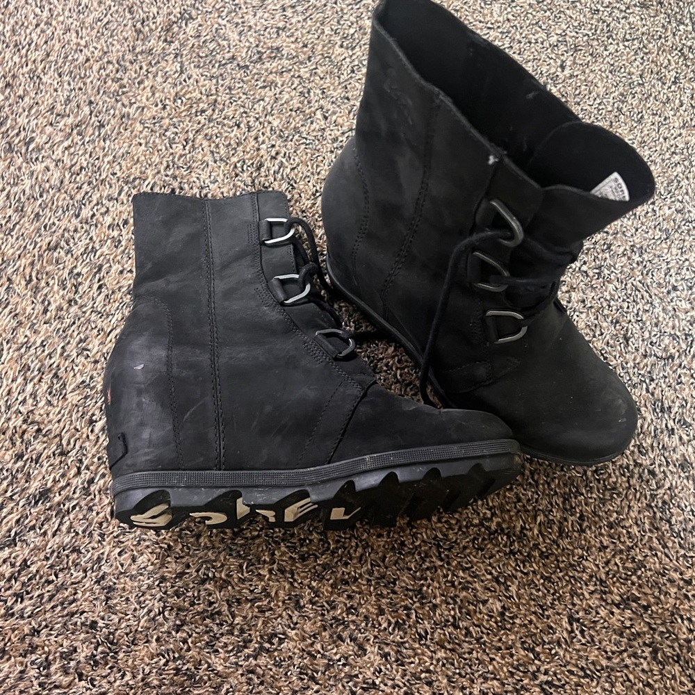 Sorel Women's Black Wedge Boots